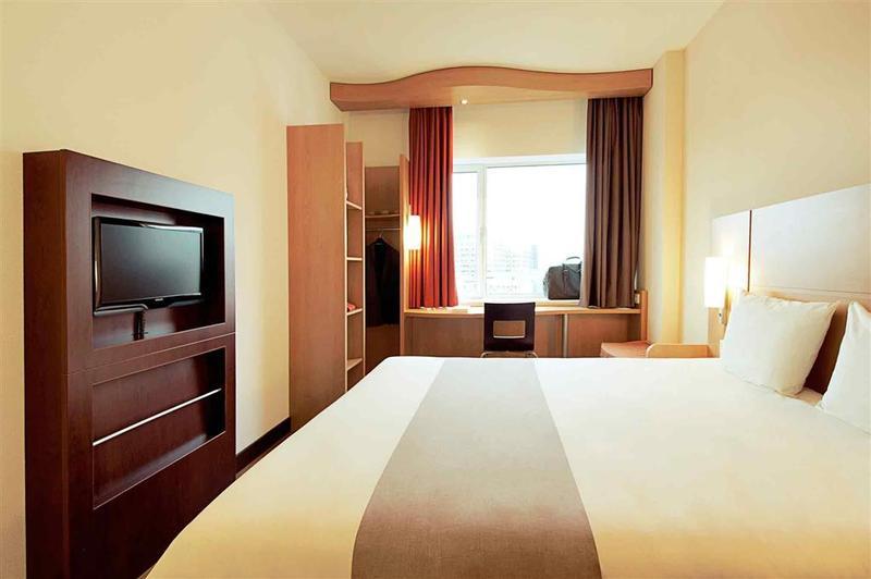 Ibis Budget - Porte De Bagnolet Exterior foto